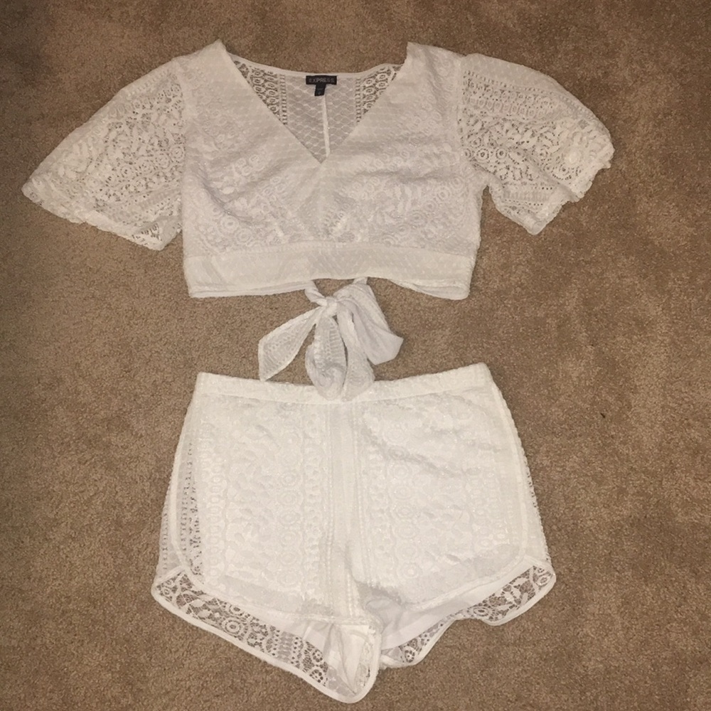 White Lace Express Set (NEW).